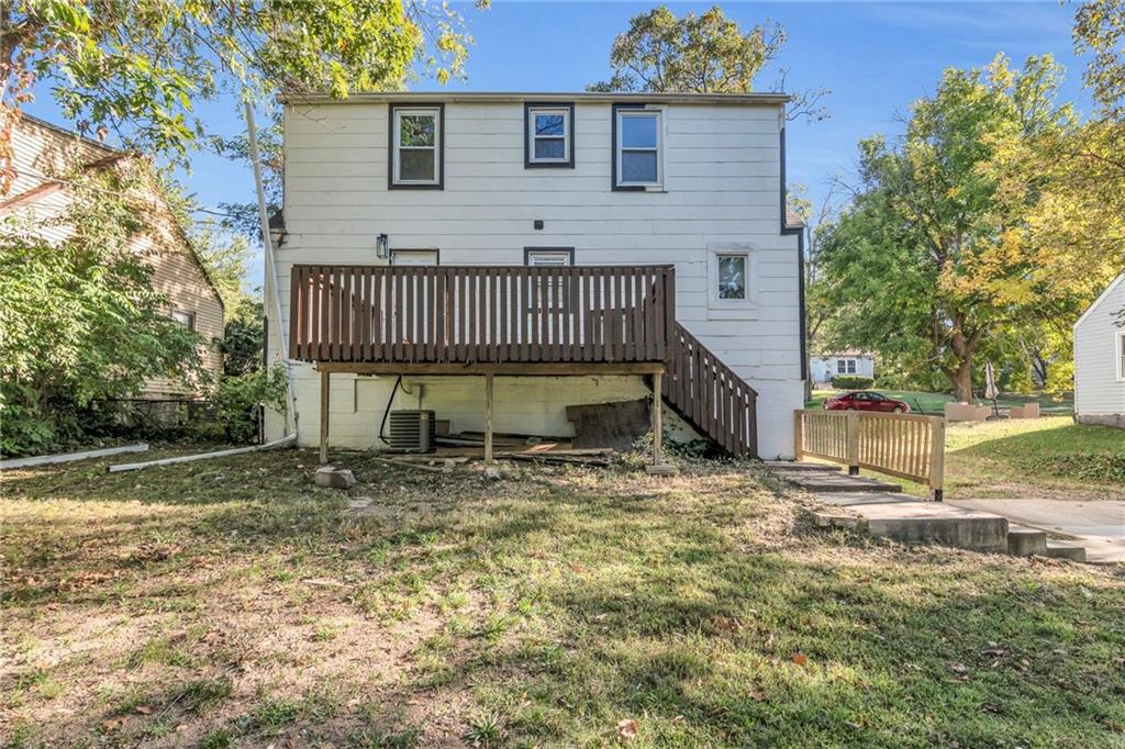 5086 Glenside Drive