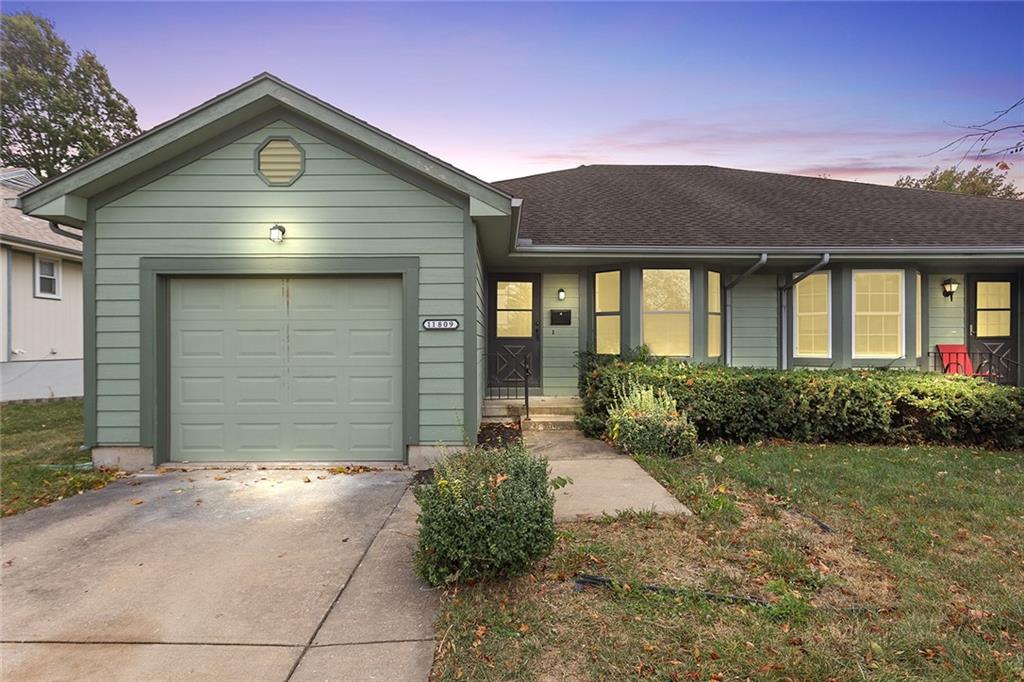 11809 E 47th Terrace