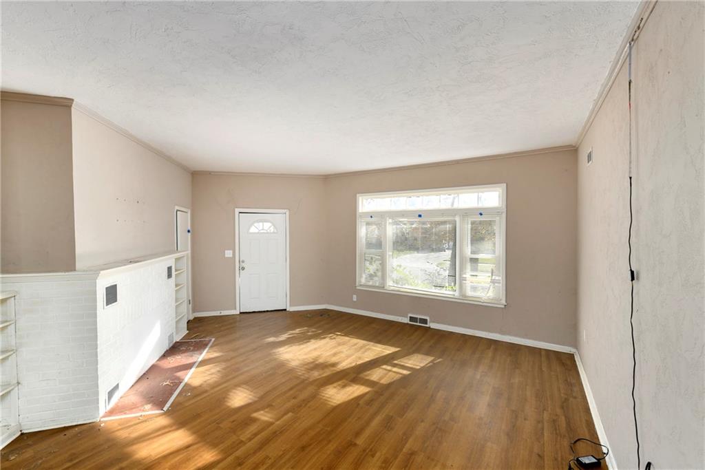 2204 E 74th Street