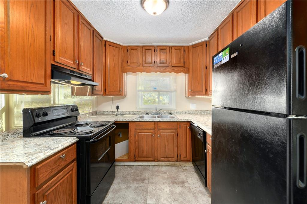 2204 E 74th Street
