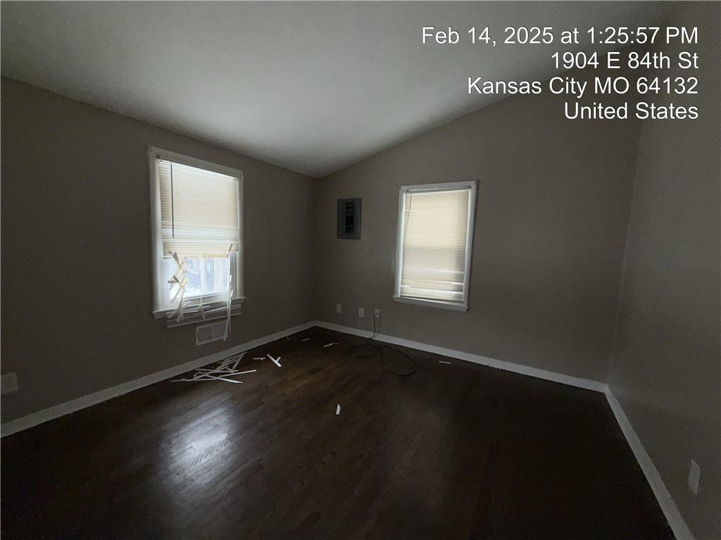 1904 E 84th Street