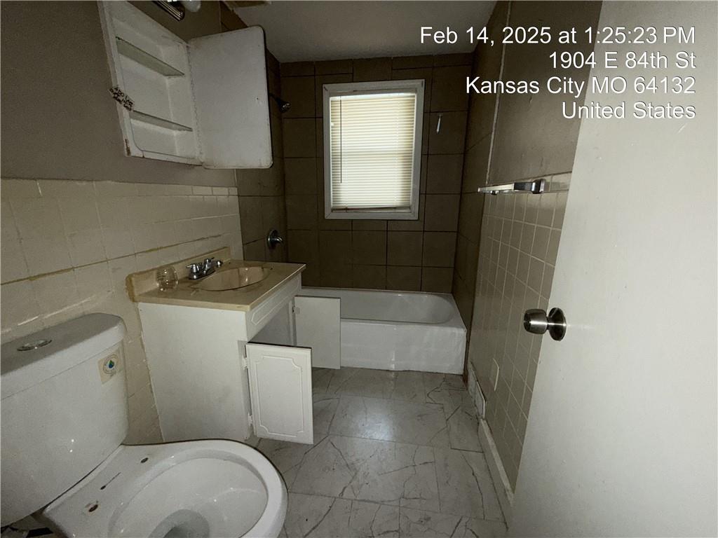 1904 E 84th Street