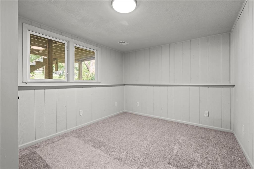 16 W Bridlespur Terrace