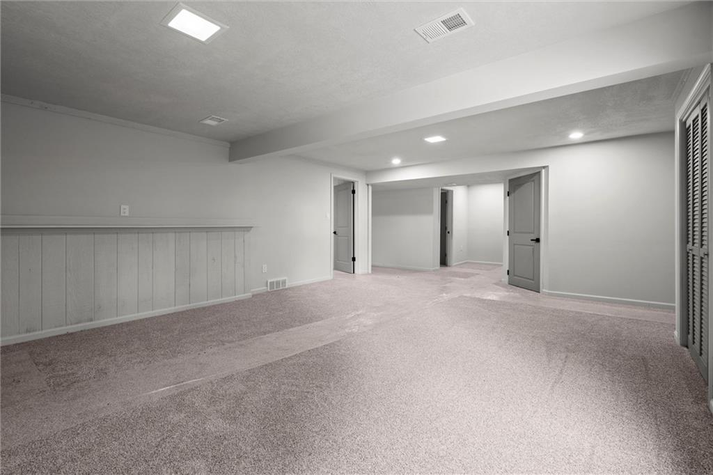 16 W Bridlespur Terrace