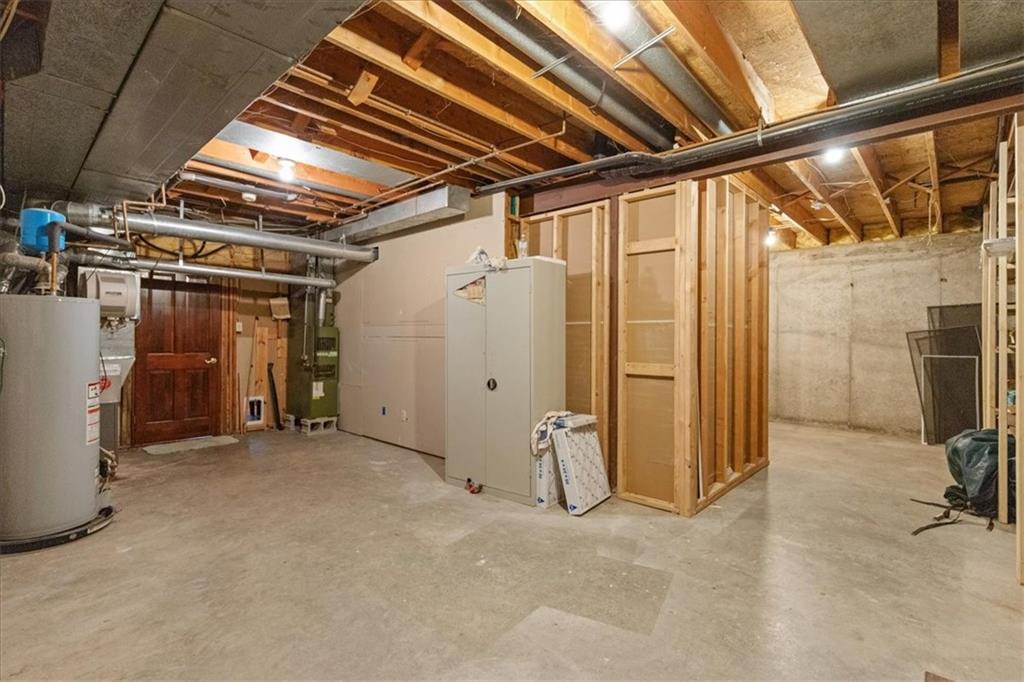 121 W WOODLANDS Drive