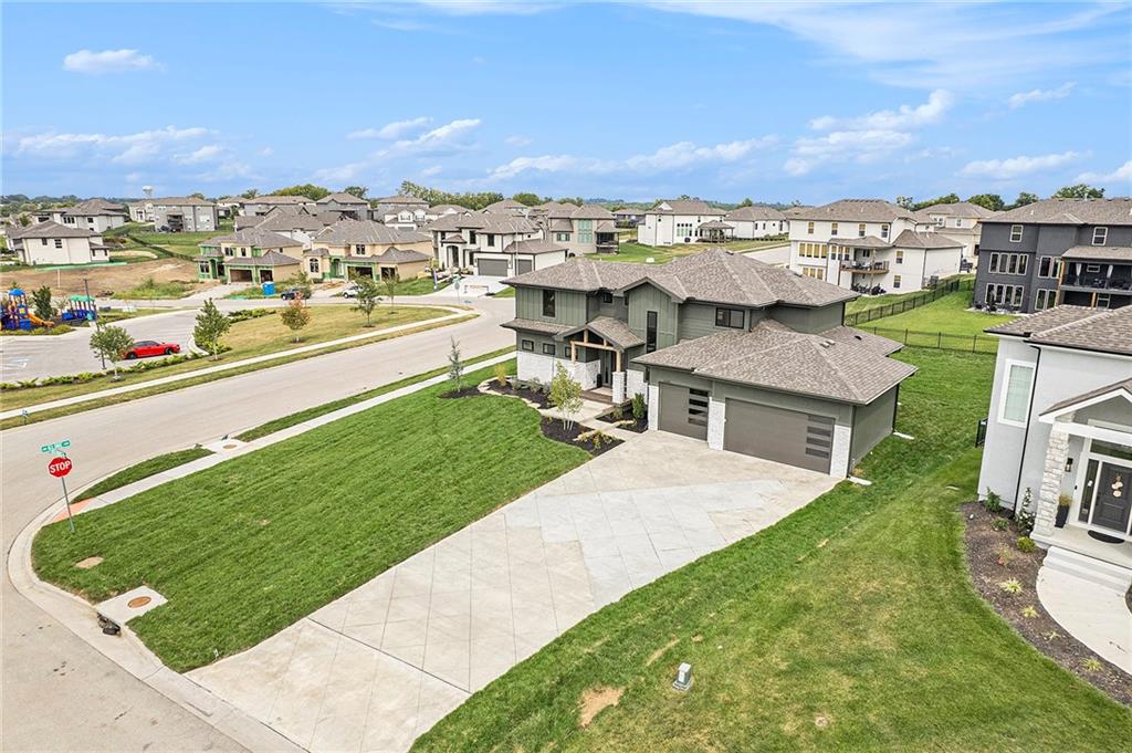 3205 SW Saddlebred Terrace