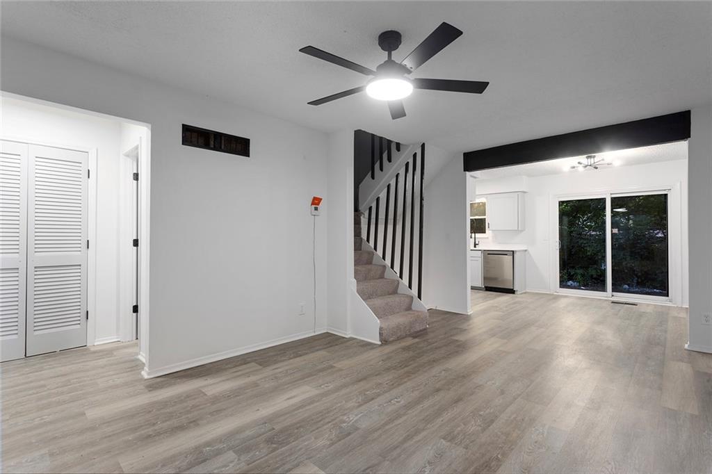 850 Lakeview Drive