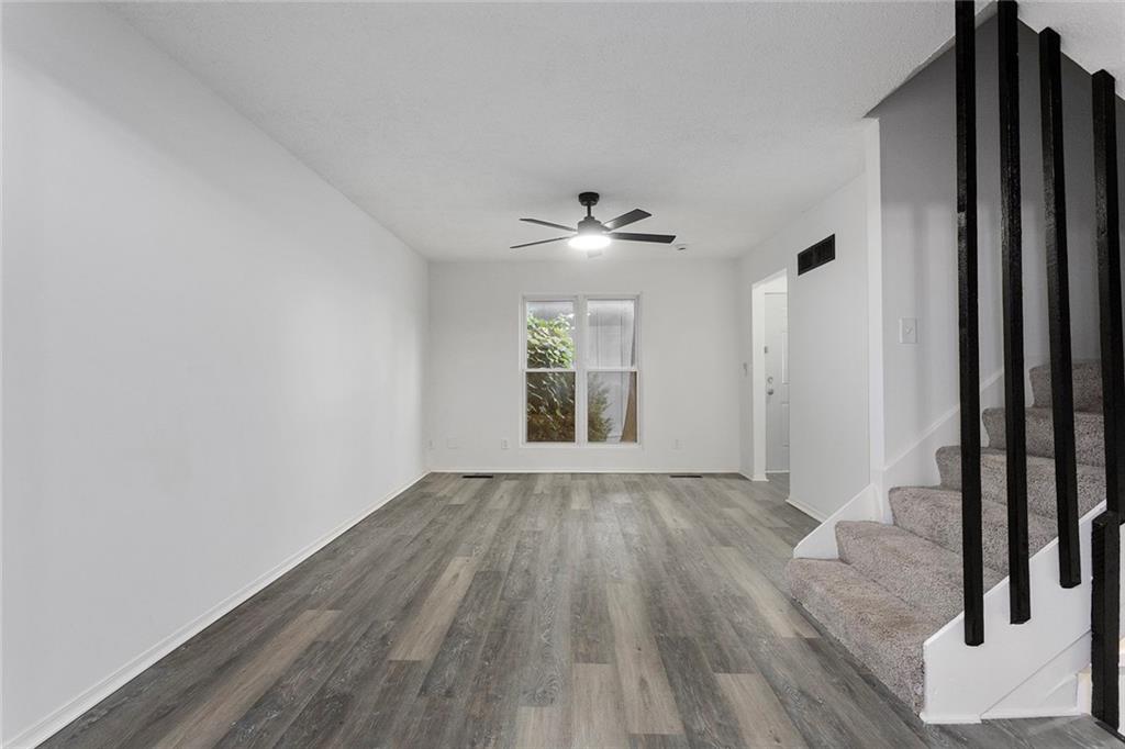 850 Lakeview Drive