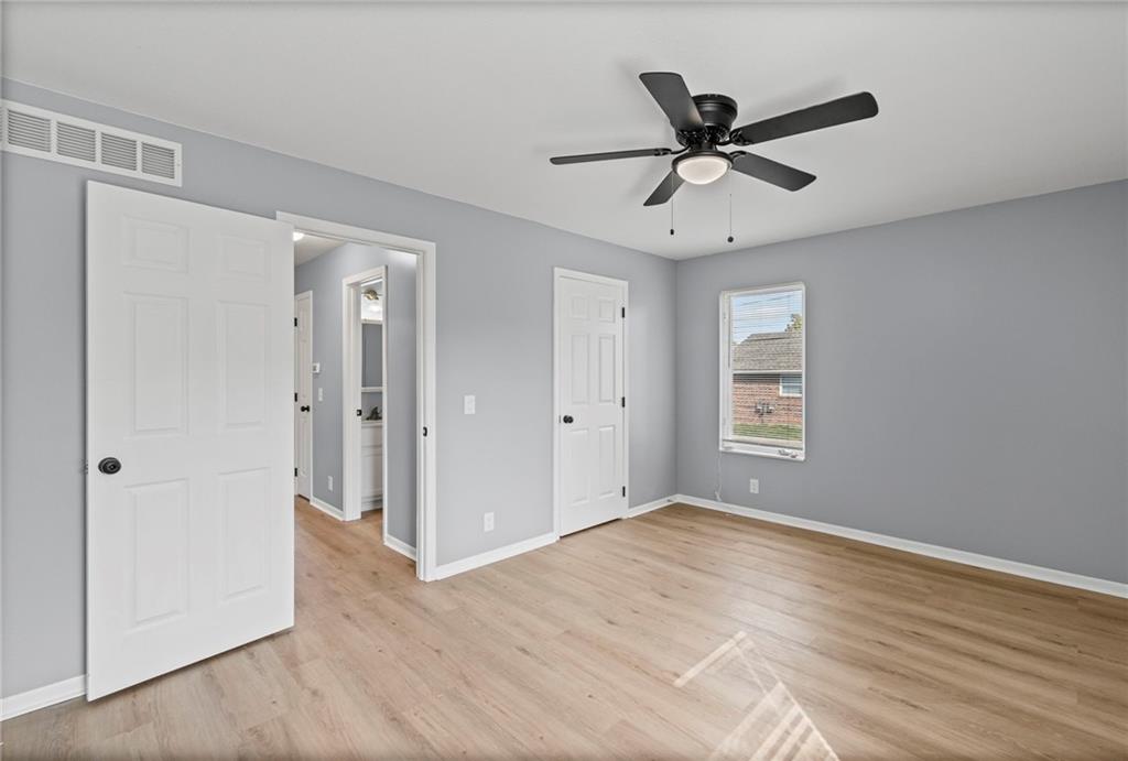 301 N Doniphan Street