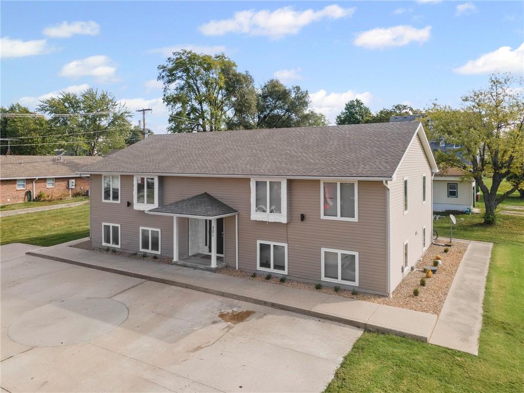 301 N Doniphan Street