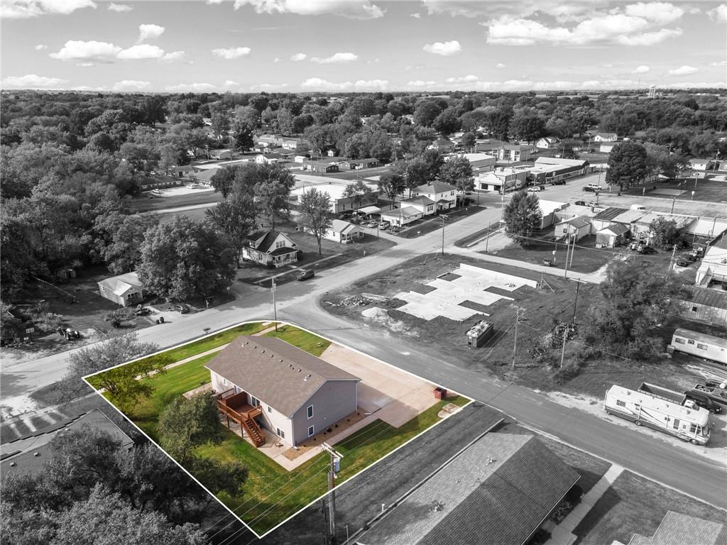 301 N Doniphan Street