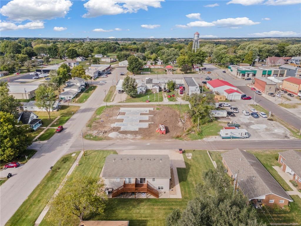 301 N Doniphan Street