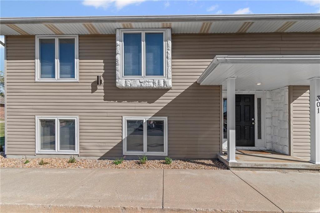 301 N Doniphan Street