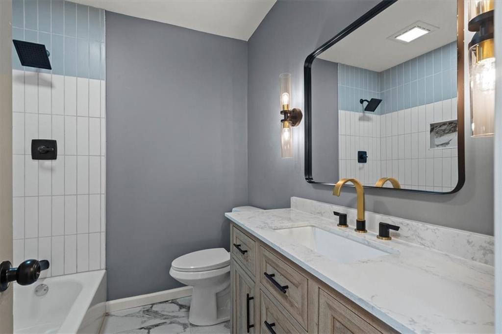 6016 E 107th Terrace