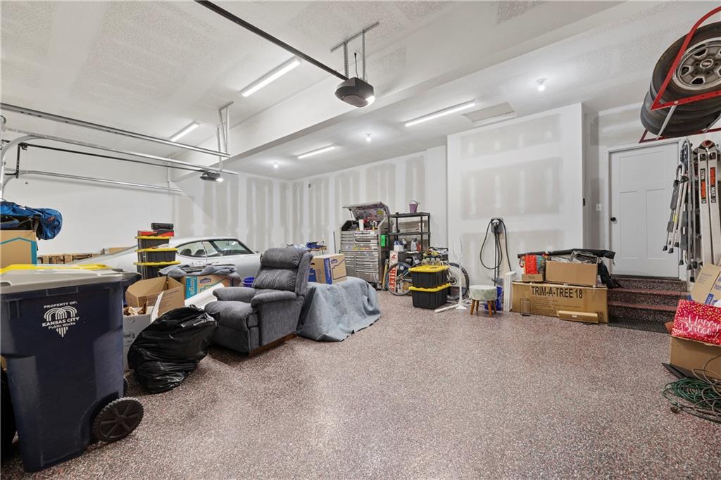 4712 NE 95th Terrace