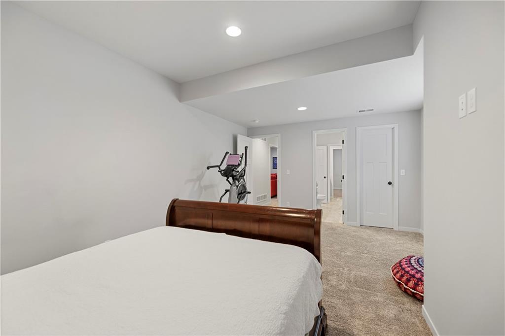 4712 NE 95th Terrace