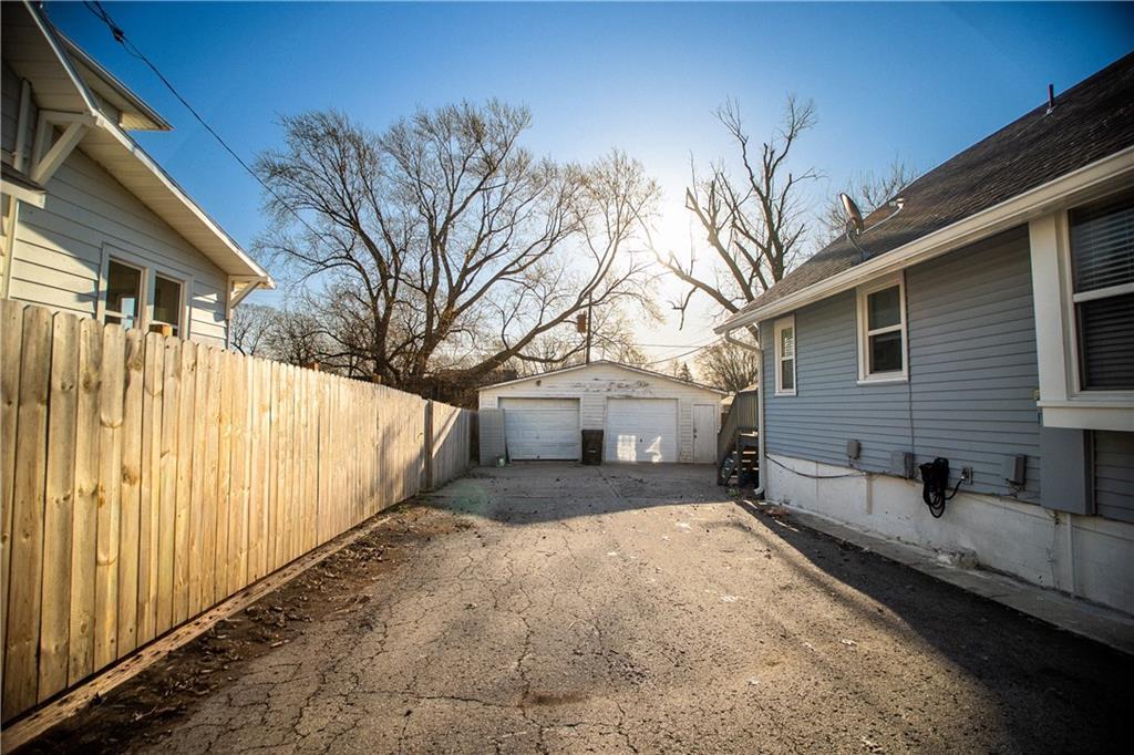 1701 S Arlington Avenue