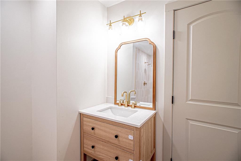 1701 S Arlington Avenue