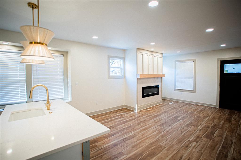 1701 S Arlington Avenue