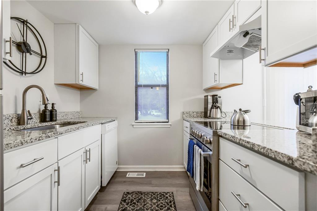 3119-3125 Eaton Avenue