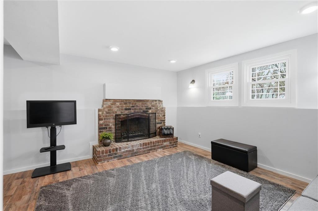 612 S Montclaire Drive