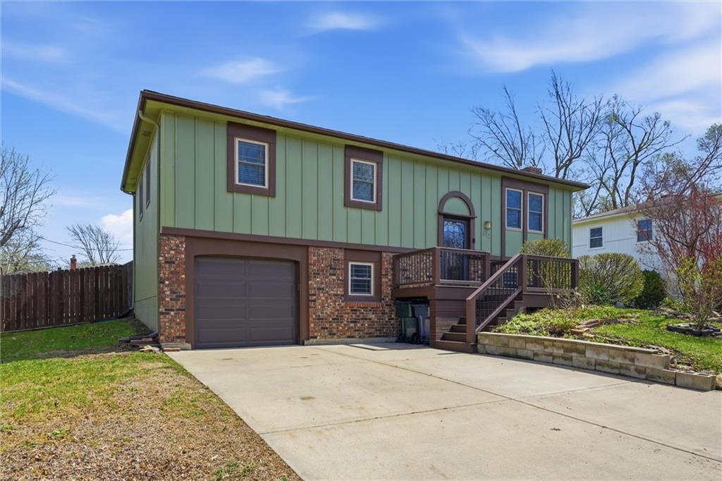 612 S Montclaire Drive