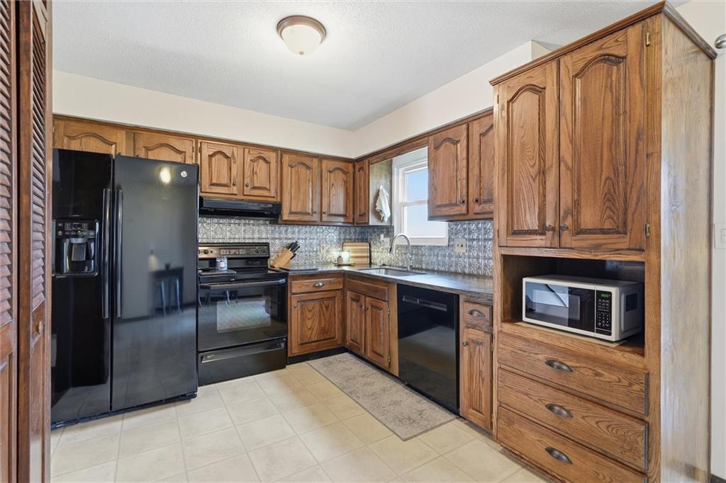 612 S Montclaire Drive