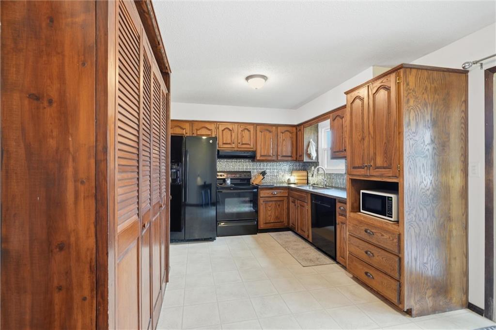 612 S Montclaire Drive