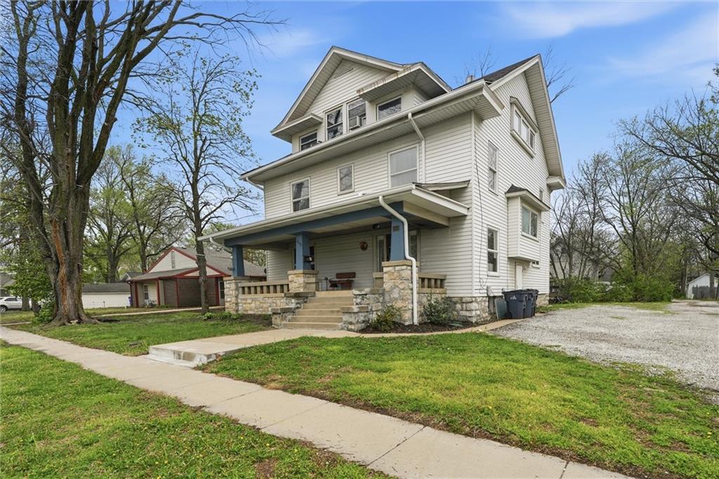 115 S Walnut Street