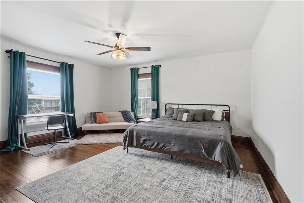 115 S Walnut Street
