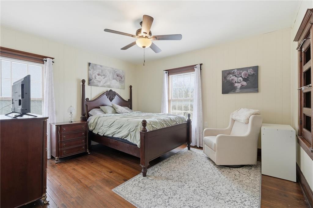 115 S Walnut Street