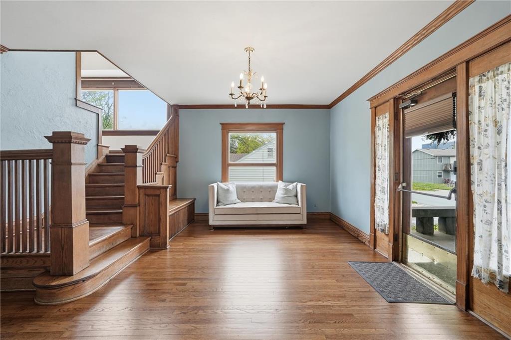 115 S Walnut Street