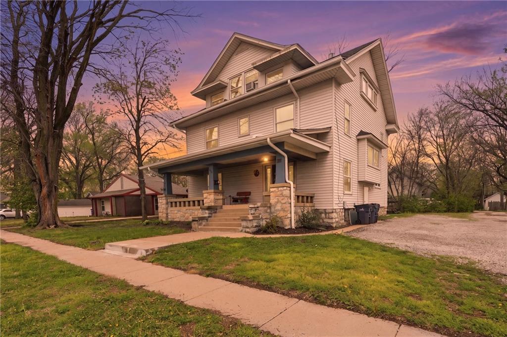 115 S Walnut Street
