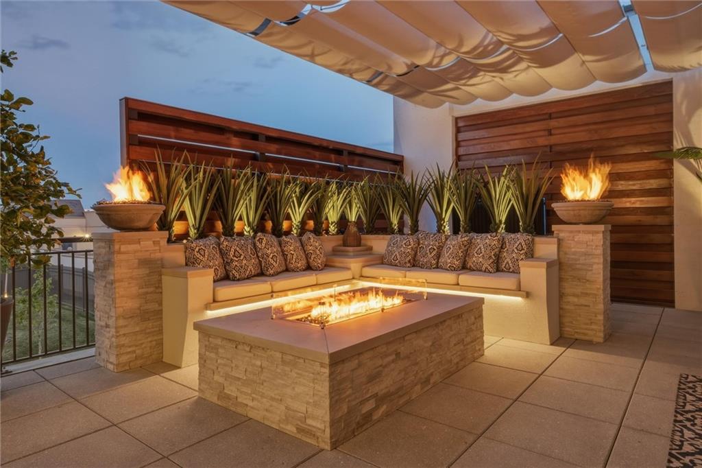 4951 W 134 Street Unit: 201