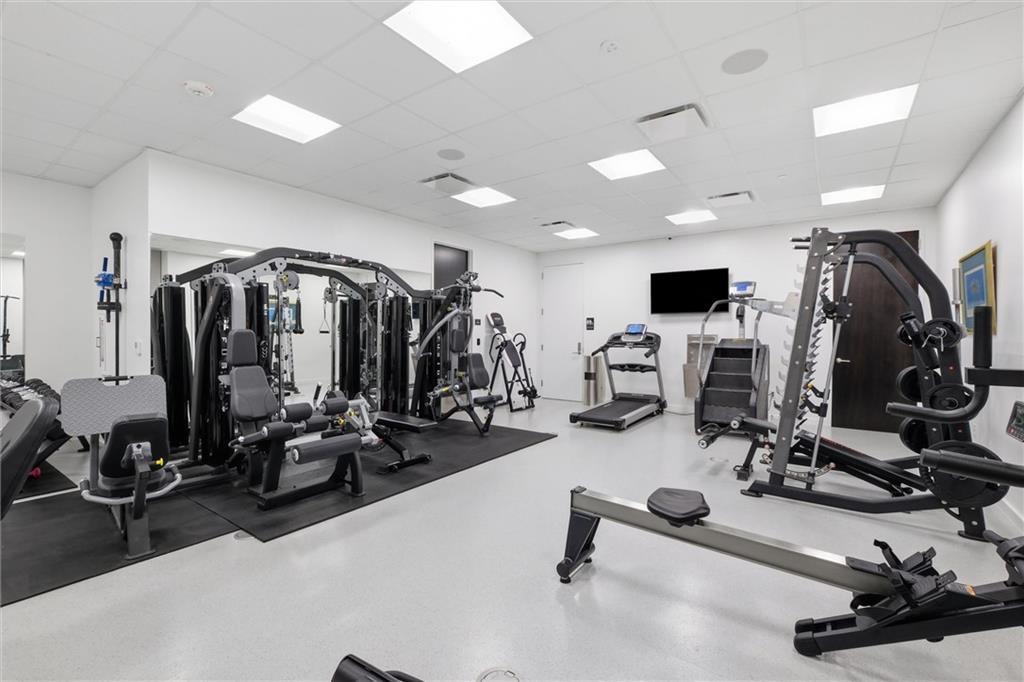 4951 W 134 Street Unit: 201