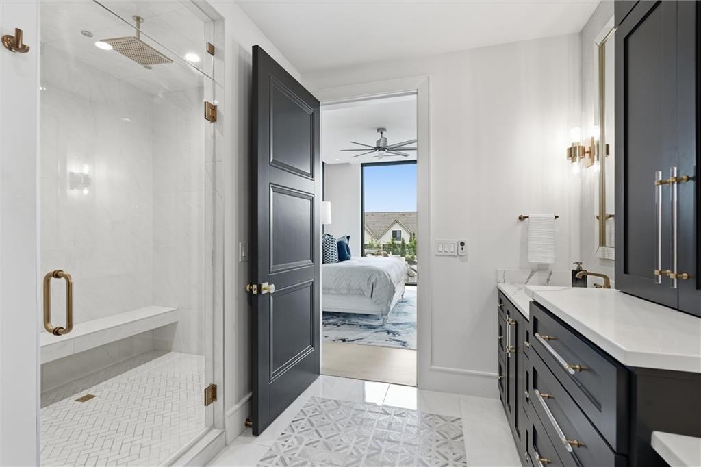 4951 W 134 Street Unit: 201