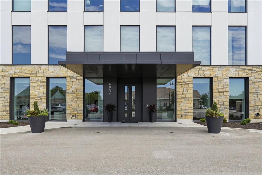 4951 W 134 Street Unit: 201