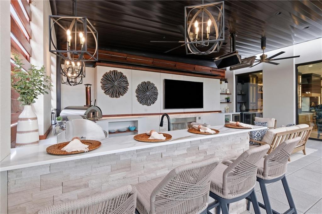 4951 W 134 Street Unit: 201