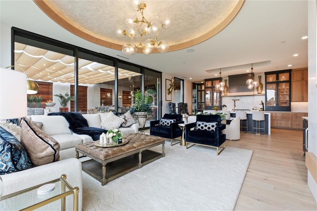 4951 W 134 Street Unit: 201