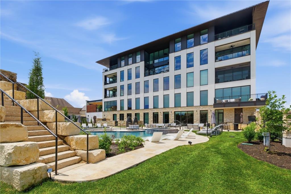 4951 W 134 Street Unit: 201
