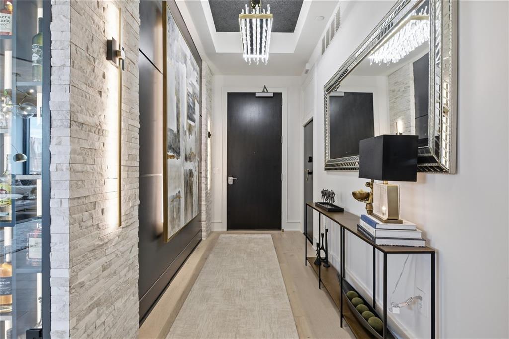 4951 W 134 Street Unit: 201