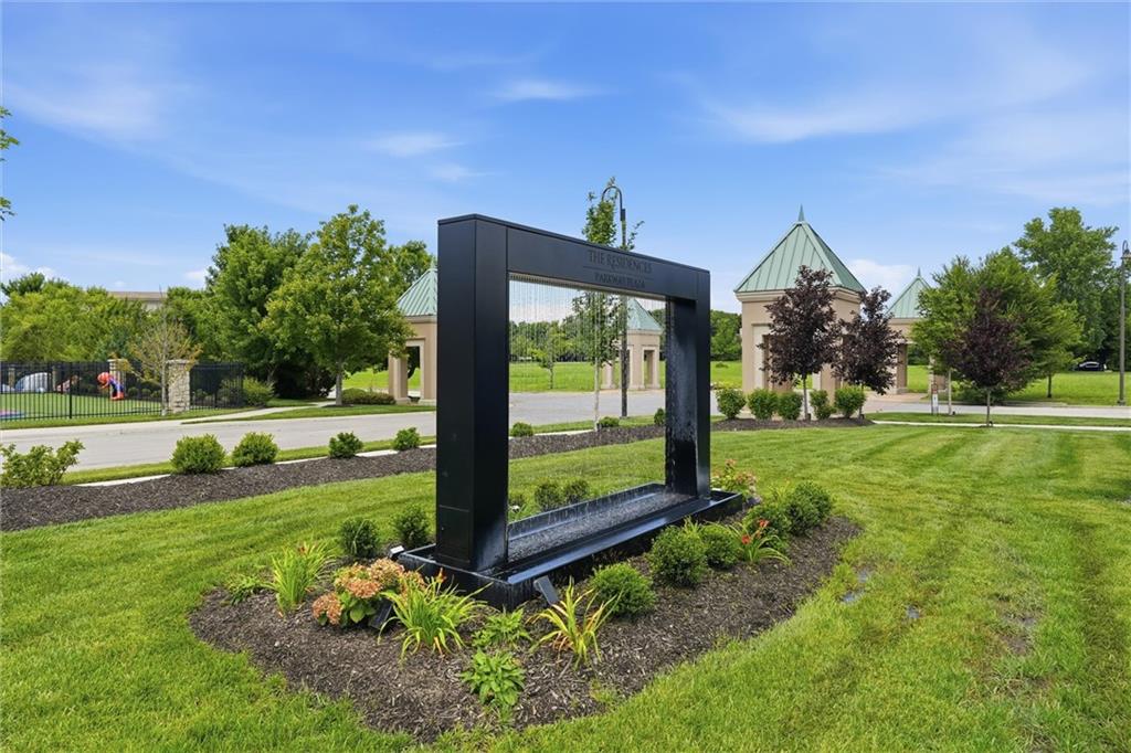 4951 W 134 Street Unit: 201