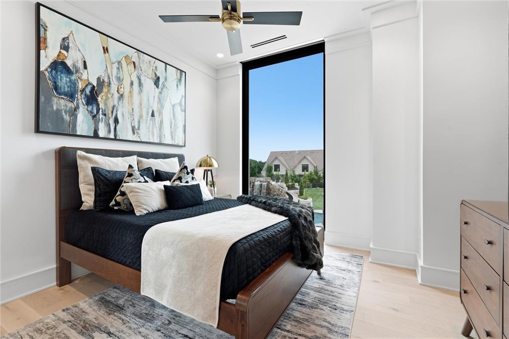 4951 W 134 Street Unit: 201