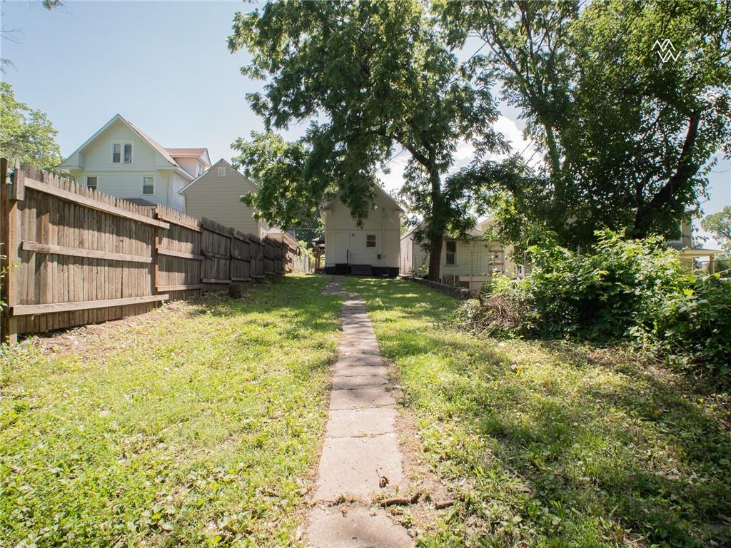 406 Drury Avenue