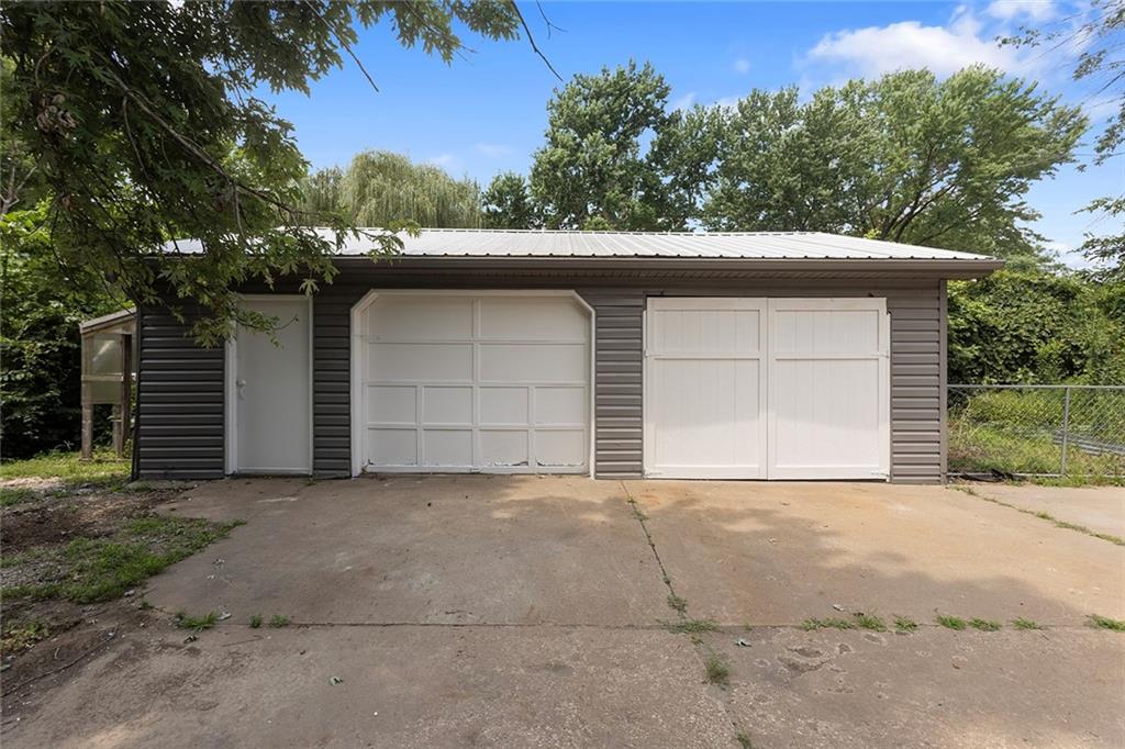 913 Roncelli Road