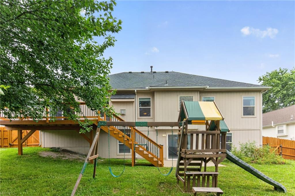 1211 NW Baytree Drive