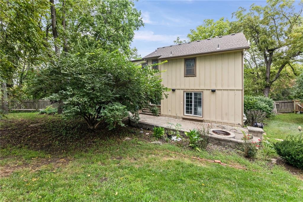 16042 Meadow Lane