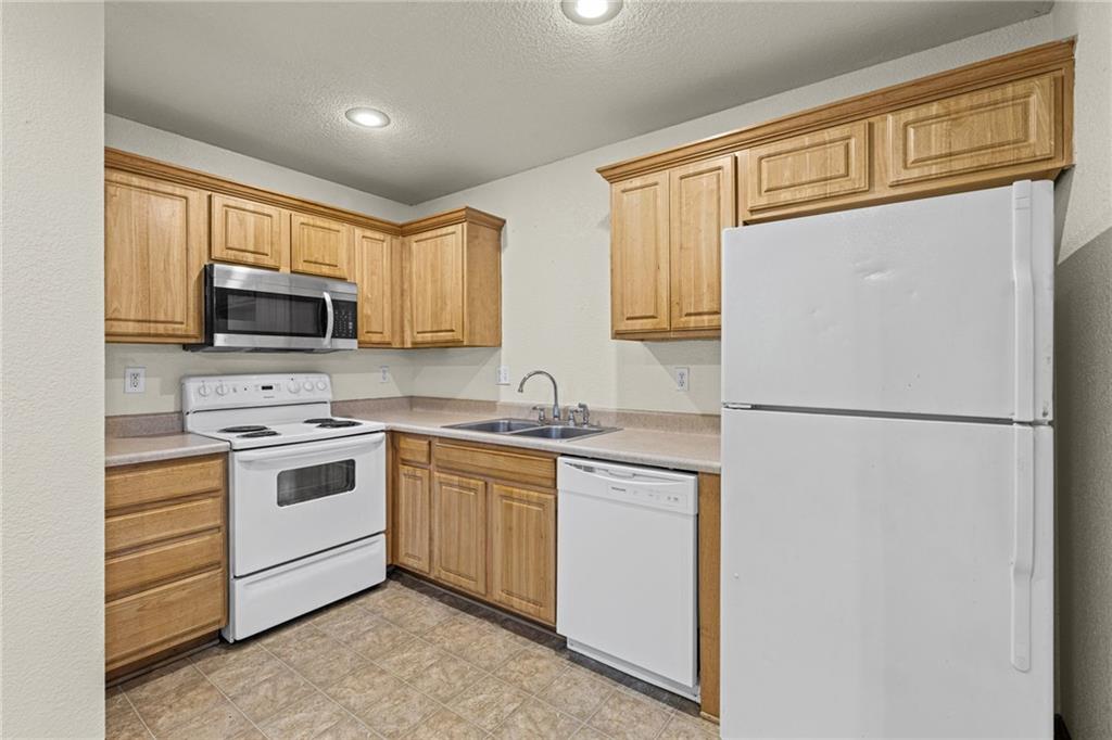 18501 E 3rd Street Court N