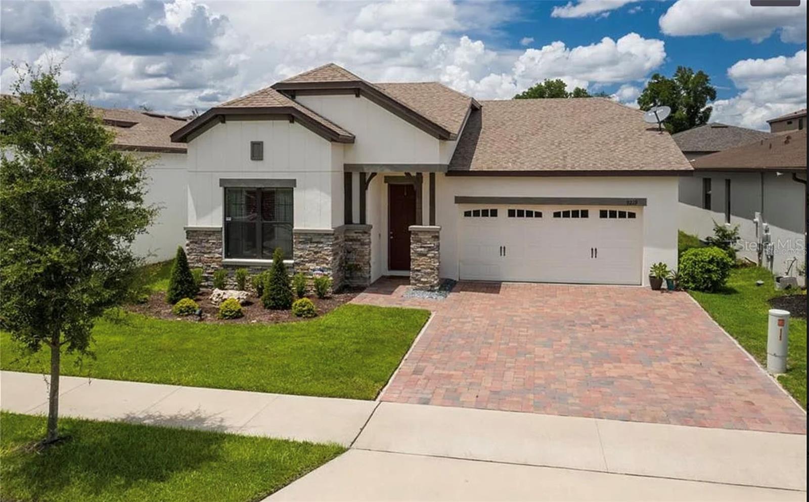 9219 CHANDLER DR