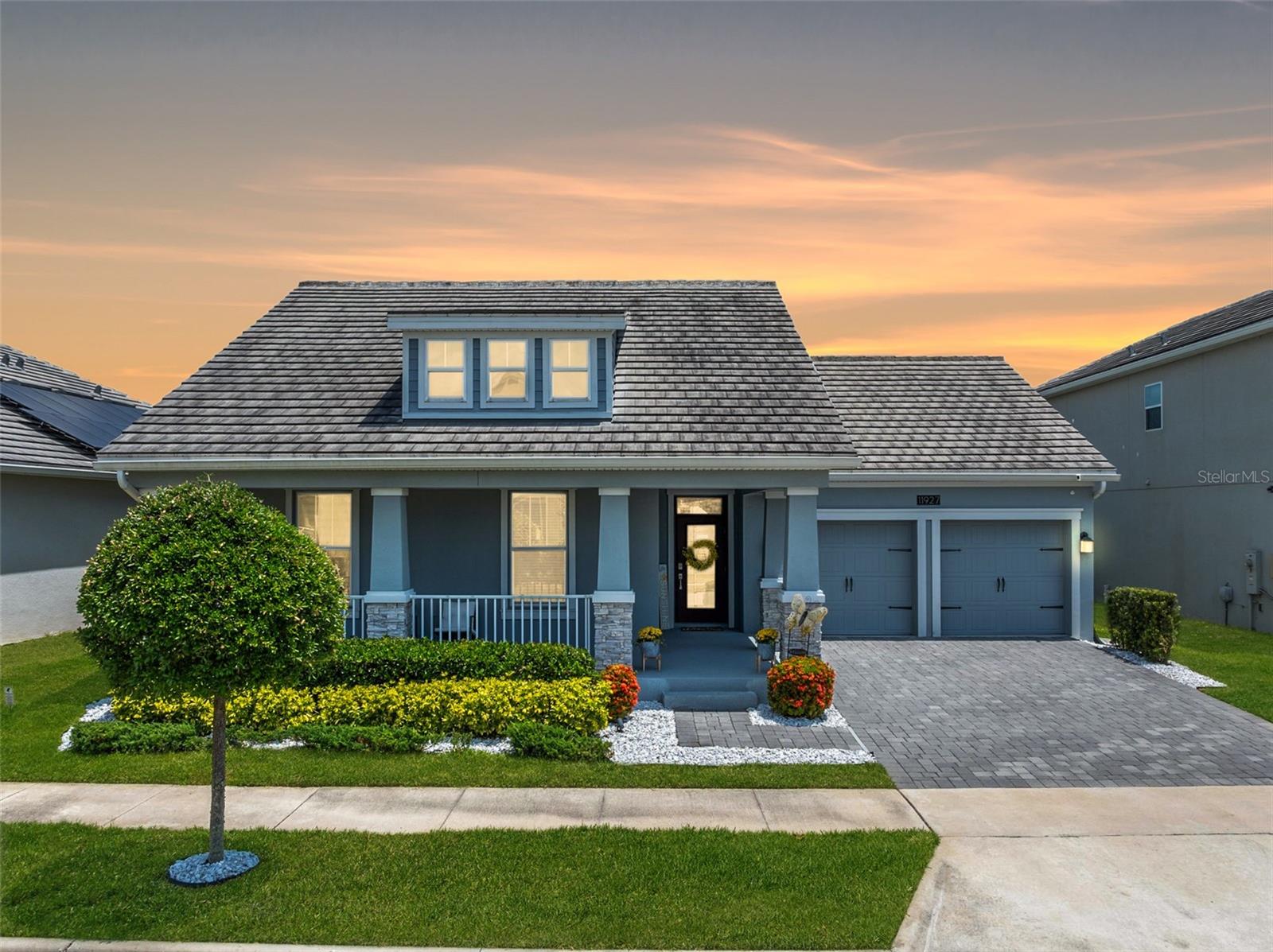 11927 CHARADES ST